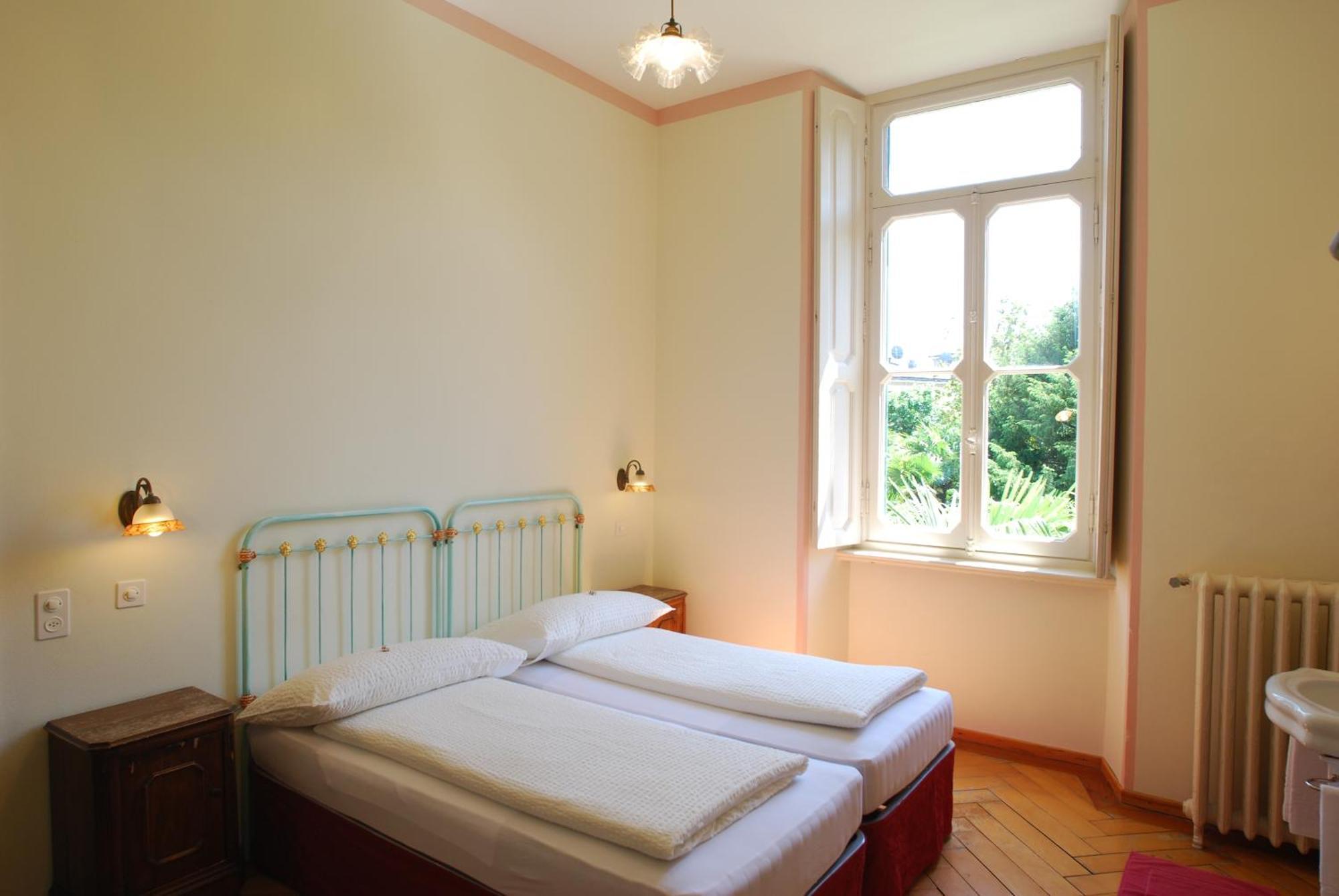 Hotel&hostel Montarina Albergue